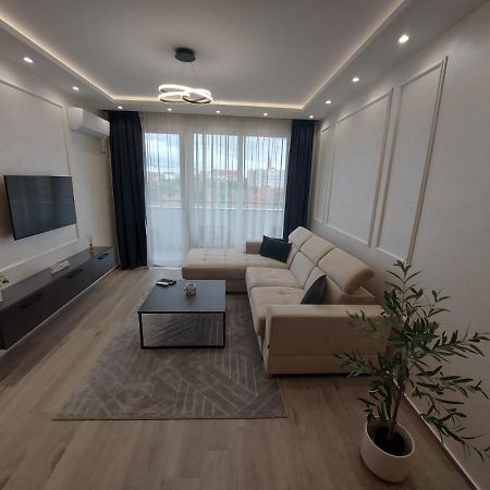 Kat Apartman Διαμέρισμα Σουμπότικα Εξωτερικό φωτογραφία