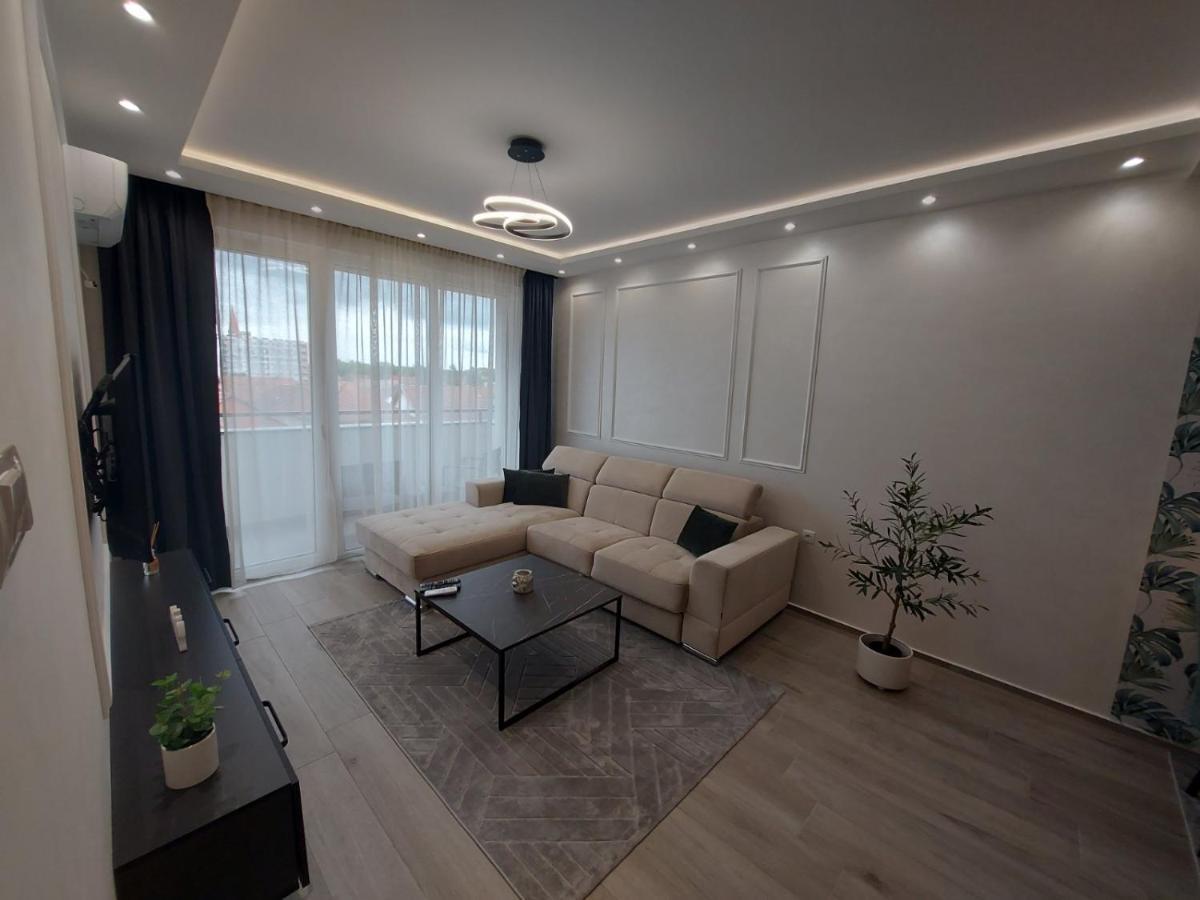 Kat Apartman Διαμέρισμα Σουμπότικα Εξωτερικό φωτογραφία