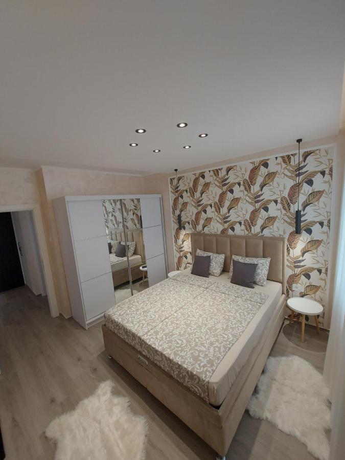 Kat Apartman Διαμέρισμα Σουμπότικα Εξωτερικό φωτογραφία