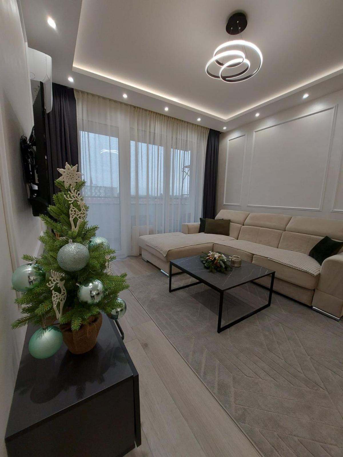 Kat Apartman Διαμέρισμα Σουμπότικα Εξωτερικό φωτογραφία